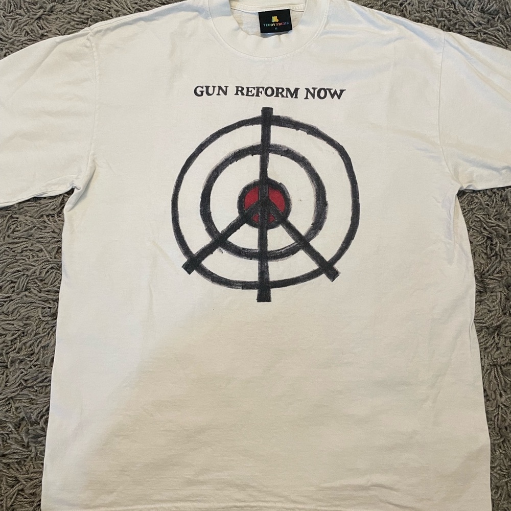 Teddy Fresh “Gun Reform Now” T-shirt